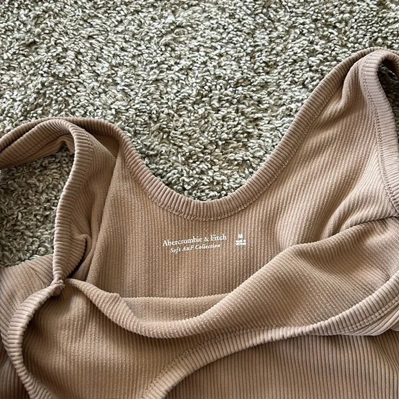Abercrombie bodysuit! - Picture 4 of 5